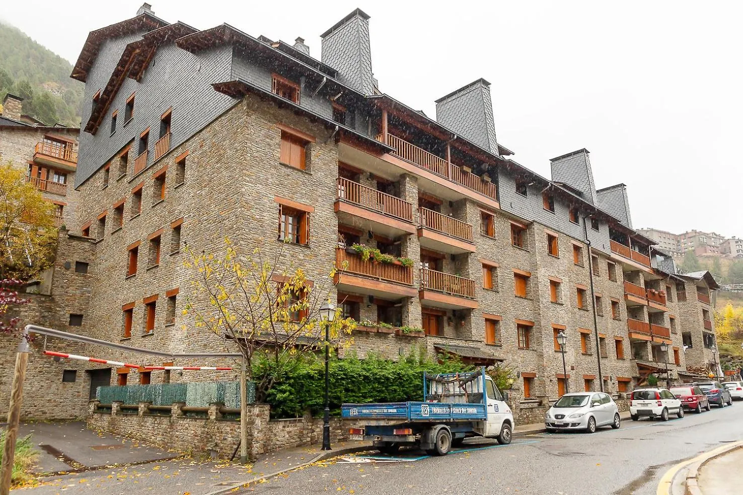 Acogedor Atico Triplex Junto A Grandvalira Apartman Canillo