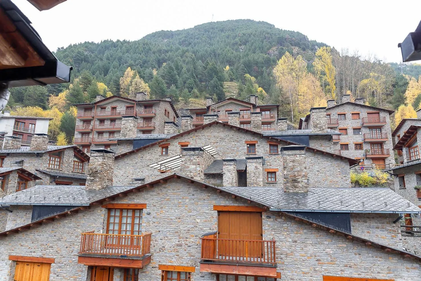 Acogedor Atico Triplex Junto A Grandvalira Apartman Canillo